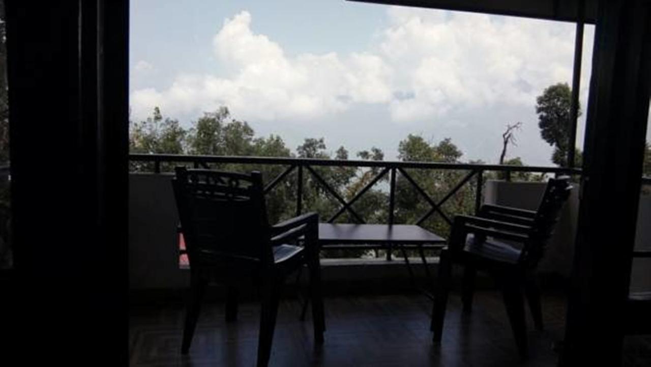 Surbee Resort Mussoorie Quarto foto